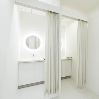 MYビューティクリニックの脂肪冷却を受けた後のパウダールーム