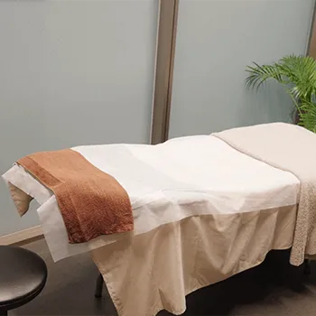 UNI CLINICのブレッシングを受ける施術室