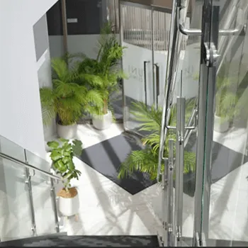 UNI CLINICのブレッシングを受けるクリニックの院内