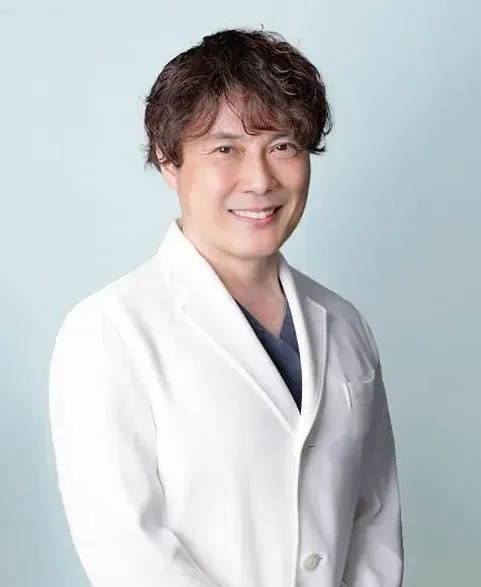 二重埋没が上手い先生の口コミ⑧ジョウクリニック 那覇院の重本 譲医師の画像