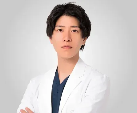 京都で二重埋没が上手い先生であるTCB東京中央美容外科 京都四条院の山口 征大医師の画像
