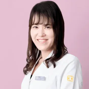日本橋HALスキンケアのリジュラン注射を担当する医師