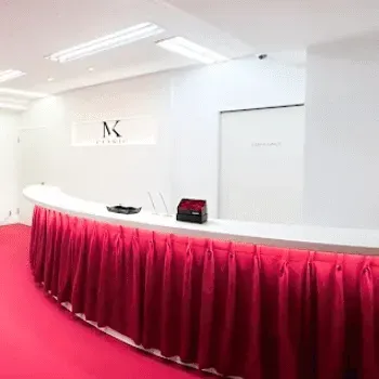 MK CLINICのリジュラン注射を受ける前の受付