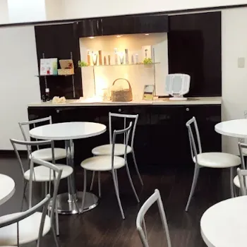ジェイエステティック 新潟1店舗のサロン脱毛を受ける前の待合室