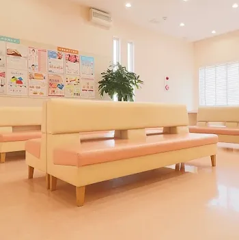 愛島クリニックのピコレーザーを受ける前の待合室
