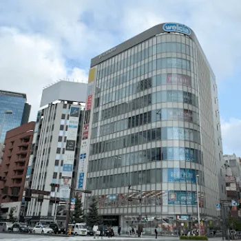 Ginza78Clinicのプラセンタ注射を受けるクリニックが入っているビルの外観