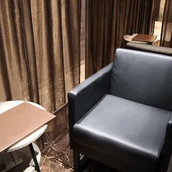 TAクリニック 東京2院のプルリアルバイオスカルプチャーを受ける前の待合室