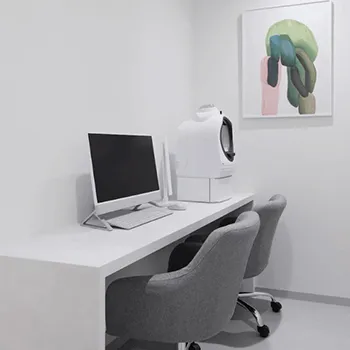 Y CLINICのプルリアルデンシファイを受ける前のカウンセリングルーム