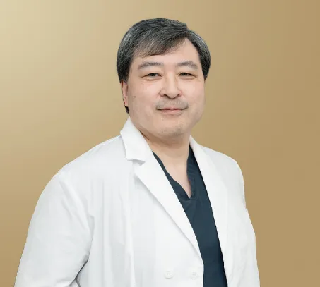 二重埋没が上手い先生の口コミ⑤共立美容外科 新宿本院の浪川浩明医師